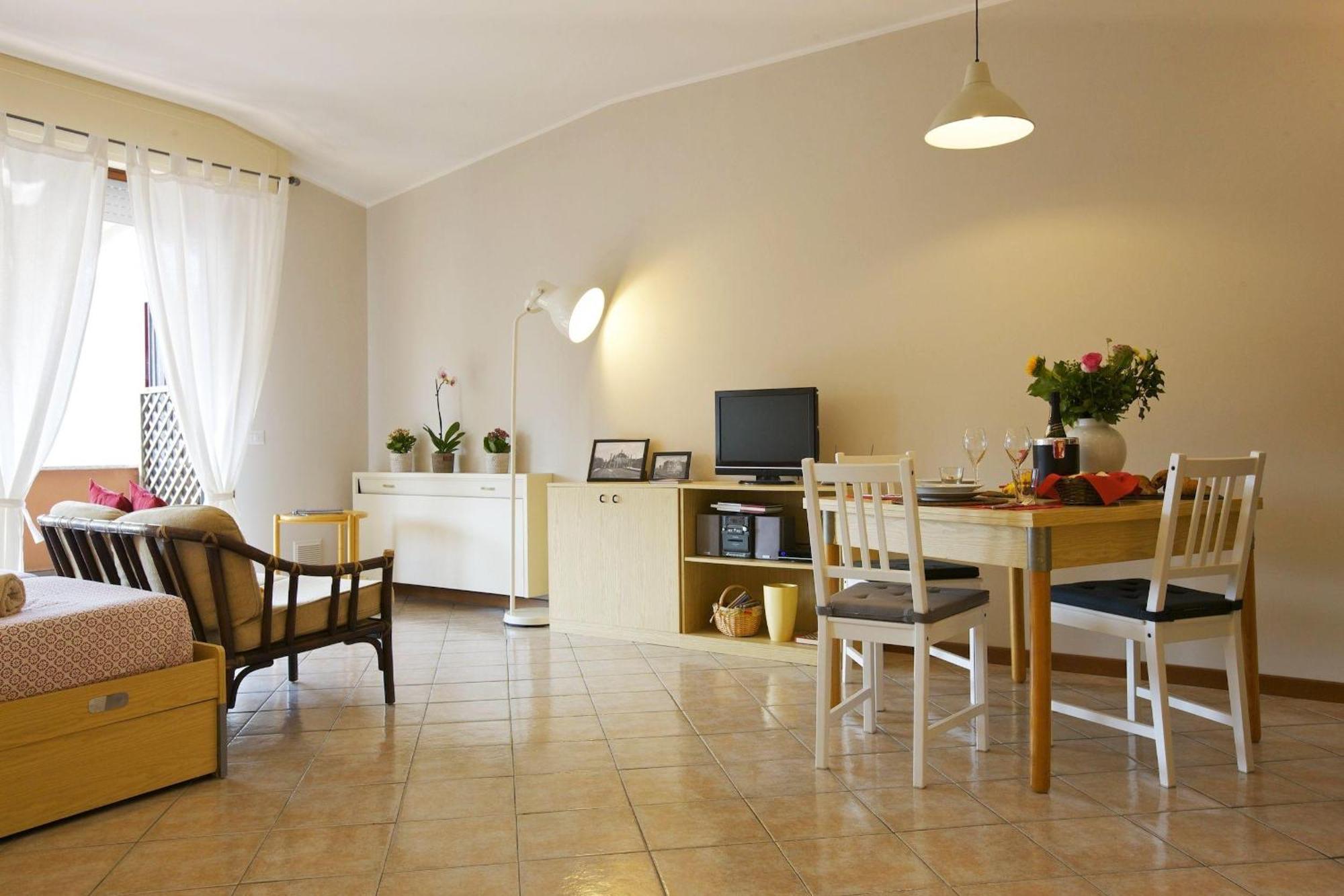 Residenz La Selva Studio-Apartments Ghiffa Δωμάτιο φωτογραφία